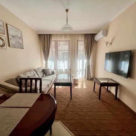 Lift - Alpine Glow Apartment